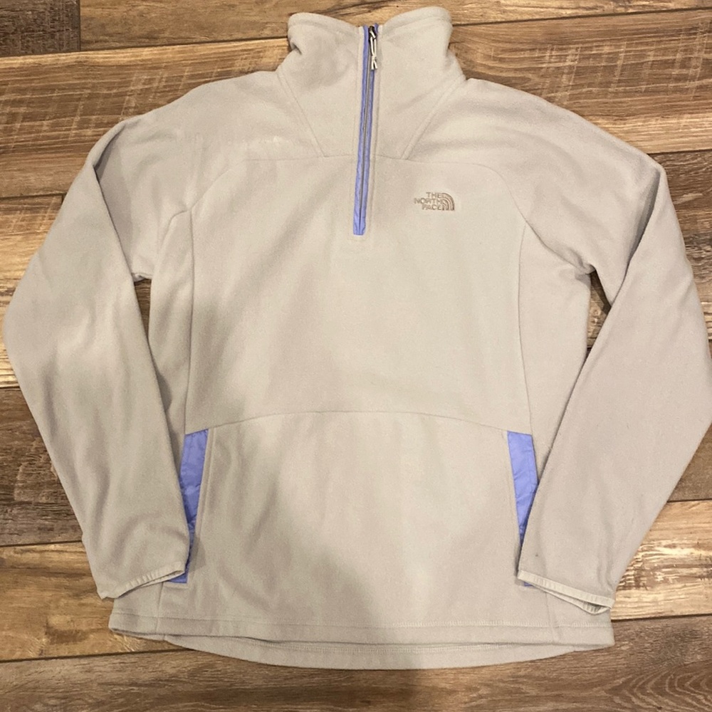 New NorthFace Pull Over
